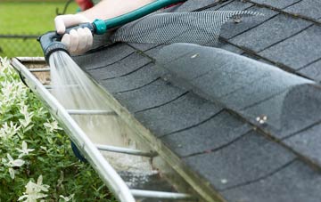 Guide gutter cleaning costs